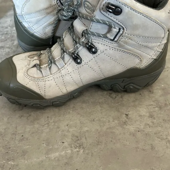 Oboz Tan Hiking Boots
