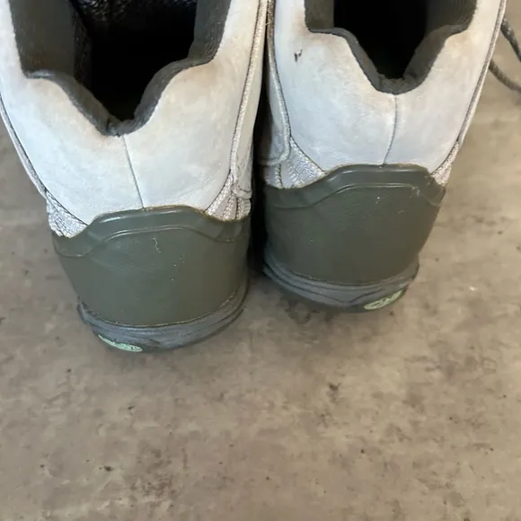 Oboz Tan Hiking Boots