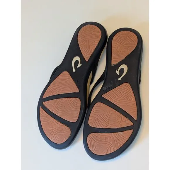 OluKai Ho'opio Pae Water Resistant Flip Flop Hawaiian Scene Art Surfing Sz 9