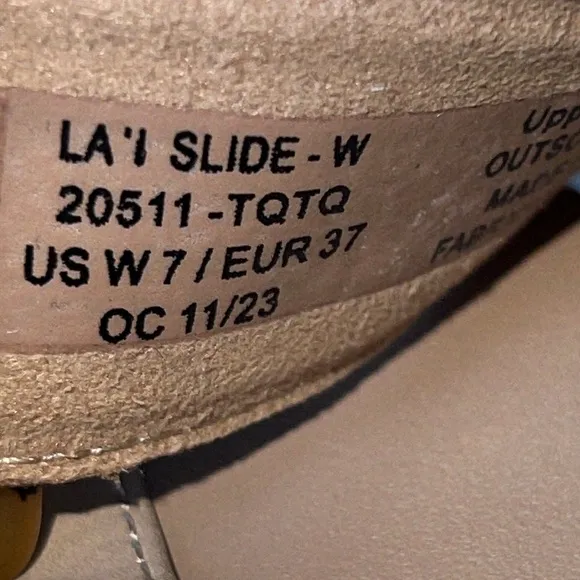 OluKai La’I Slide Sandals