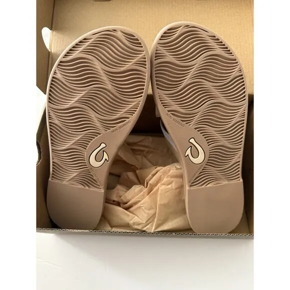 Olukai La’i Taupe Criss Cross Tortiose Shell Buckle Comfort Slide Sandals Size 6