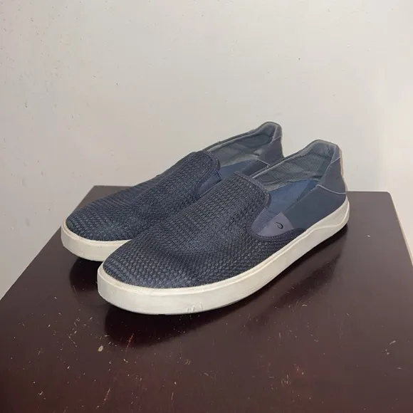 OluKai Men’s Lae’ahi Slip-On Sneakers in Navy Blue, size 12