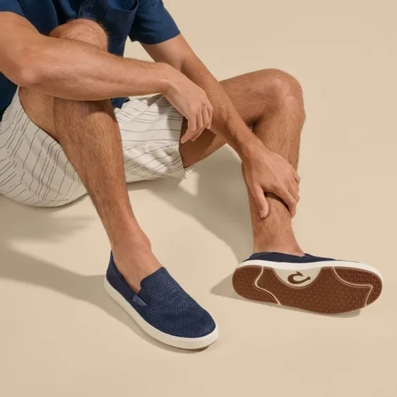 OluKai Men’s Lae’ahi Slip-On Sneakers in Navy Blue, size 12