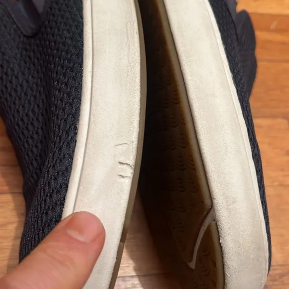 OluKai Men’s Lae’ahi Slip-On Sneakers in Navy Blue, size 12