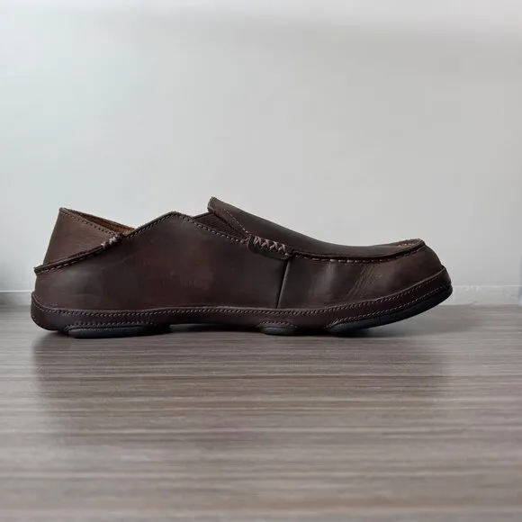 OluKai Moloa Men’s Nubuck Slip On Loafers Shoes Mocs $140 in Dk Wood-Dk Java