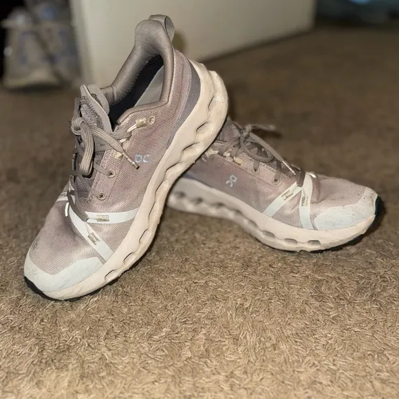 ON Running Gray Sneakers