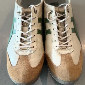 Onitsuka Tiger Cream and Green Sneakers Retro-Inspired Design