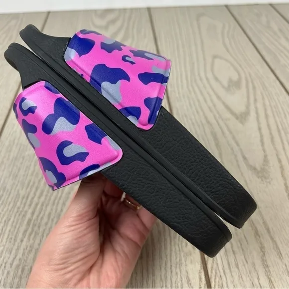 P448 Super Water Resistant Leopard Print Slide Sandals 3.5 Black Purple $99
