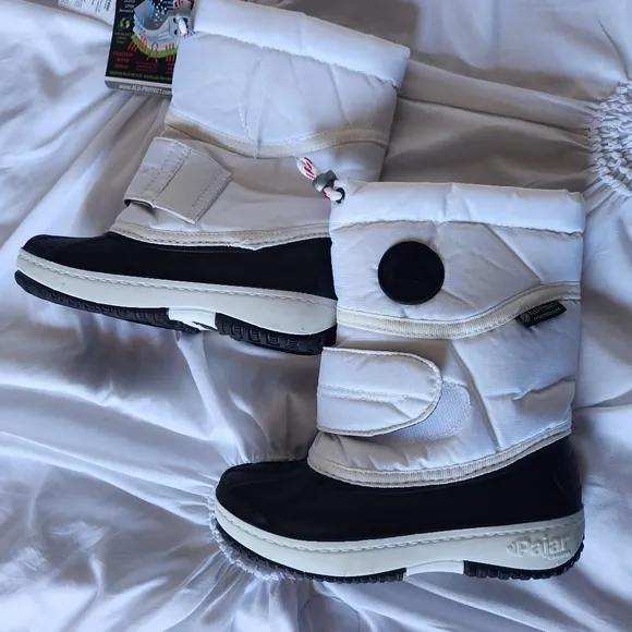 PAJAR Canada Kid's Toggle White Duck Boots size 12