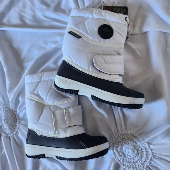 PAJAR Canada Kid's Toggle White Duck Boots size 12
