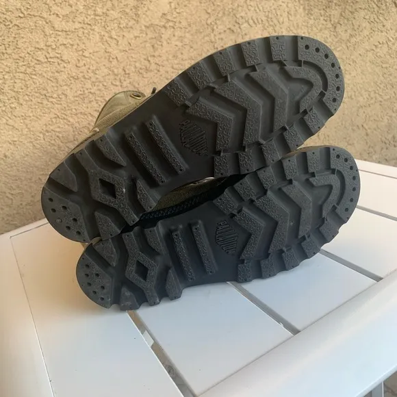 Palladium leather military green shoelaces boots size 6 ( European 37)