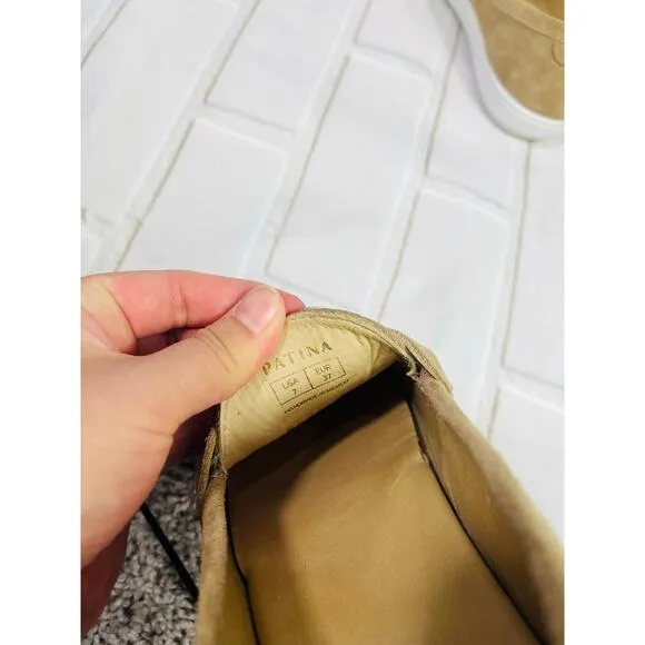 Patina tan suede leather loafers sz 7