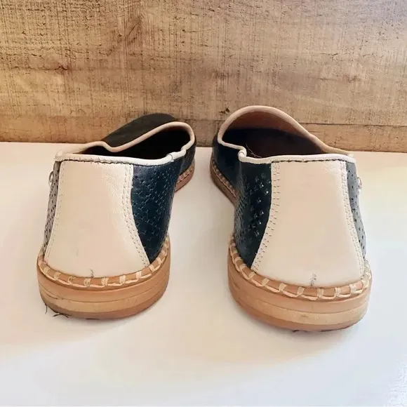 Pikolinos Merida Punched Leather Loafers