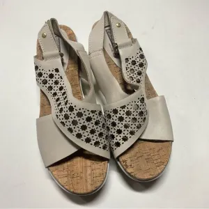 Pikolinos Mykonos Criss Cross Calfskin Leather Sandal tan beige cork 38 US 7.5-8