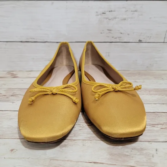 Porte &amp; Paire - Bow-embellished Satin Ballet Flats - Yellow