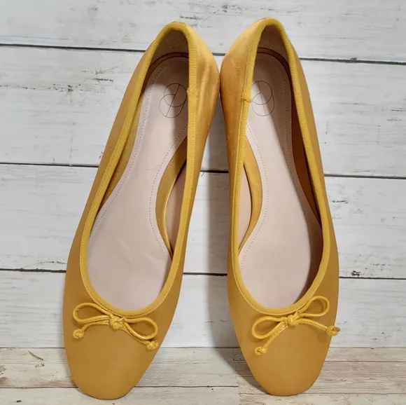 Porte &amp; Paire - Bow-embellished Satin Ballet Flats - Yellow