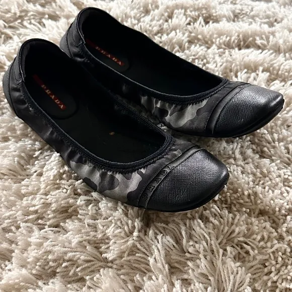 Prada Sport Black Leather and Camouflage Nylon Scrunch Ballet Flats Size 7