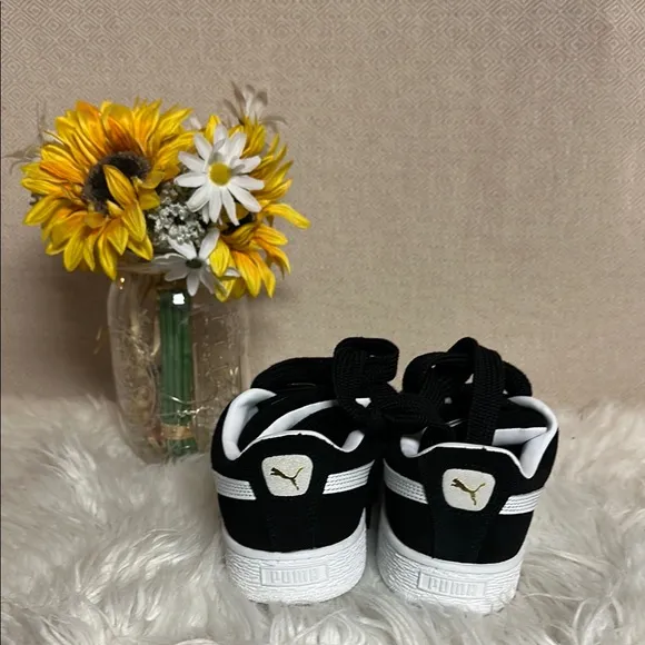 PUMA Black and White suede Sneakers