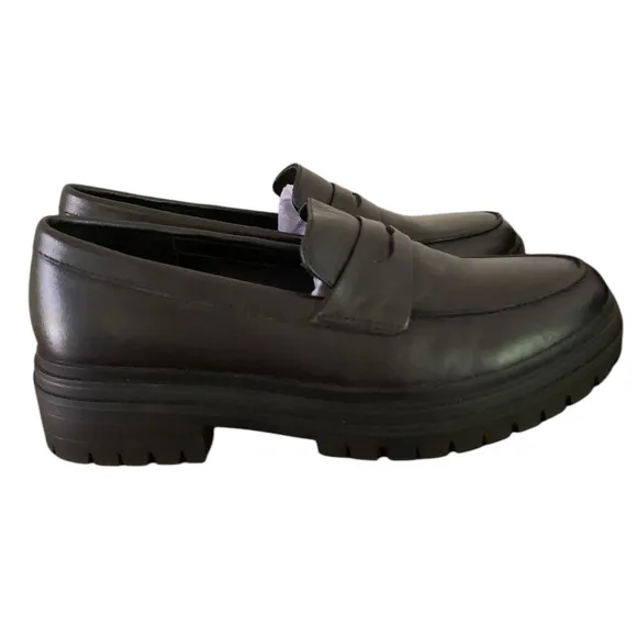 Quince NWOB Italian Leather Lug Sole Loafer Black Sz 7