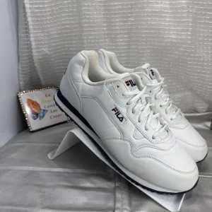(R8) NEW Fila 1SC60512-125 Men’s Retro Styled Sneakers with White Blue Size 12