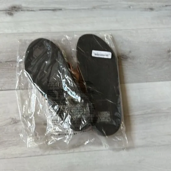 RAINBOW SANDALS Tan color Men’s Size XL NWT in packaging
