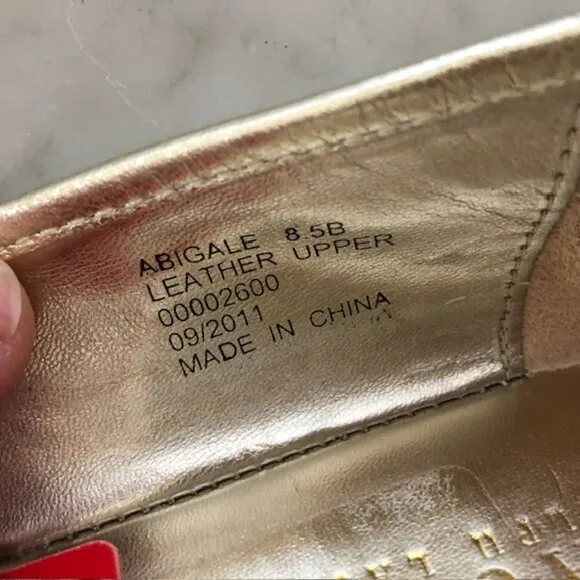 RALPH LAUREN Abigale Leather Gold Flat 8.5 B