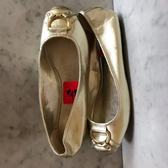 RALPH LAUREN Abigale Leather Gold Flat 8.5 B