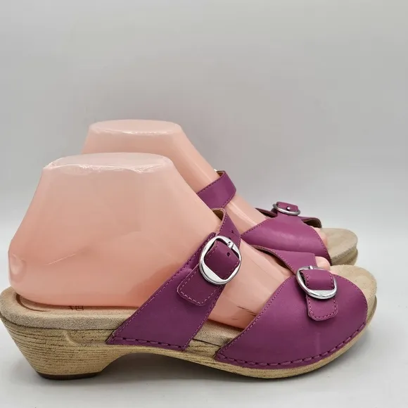 Rare Dansko Lottie Dress Sandals size 38 US size 7.5 / 8 w/ 1.5&quot; heel