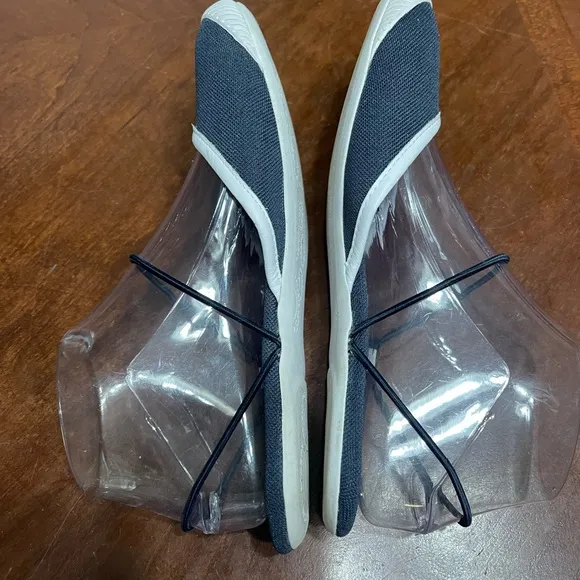 RARE Lacoste lunata Summer Sandals 6.5 Izod flats