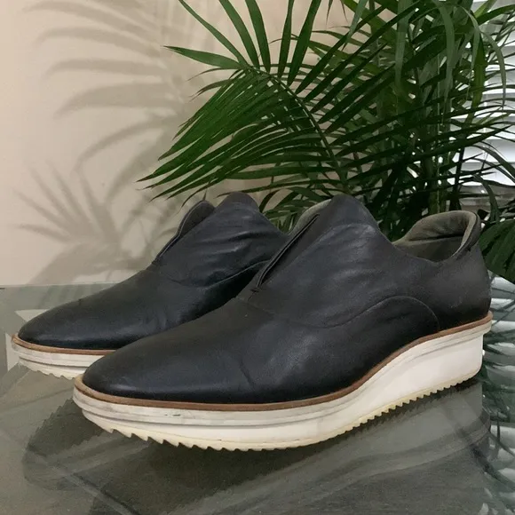 REED KRAKOFF LEATHER BLOCK HEEL LOAFERS