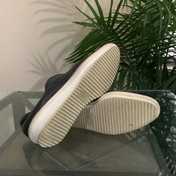 REED KRAKOFF LEATHER BLOCK HEEL LOAFERS