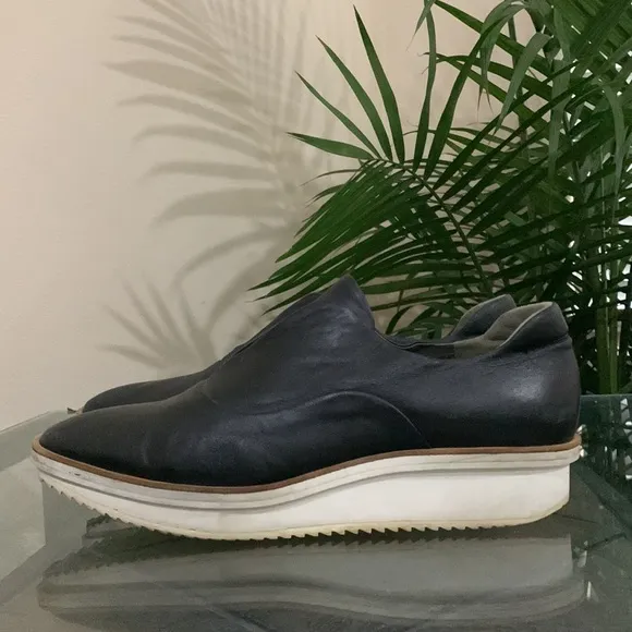 REED KRAKOFF LEATHER BLOCK HEEL LOAFERS