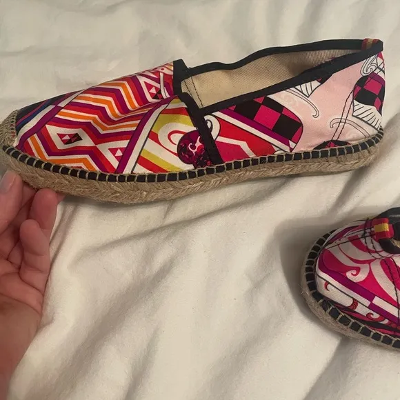 RESPOKE KAWA ESPADRILLES Red and Pink Espadrilles with Geometric Pattern