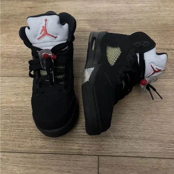 Retro 5s size 5.5