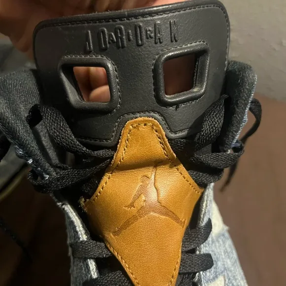 Retro 6 Washed Denim Air Jordan Nike fits women size 12