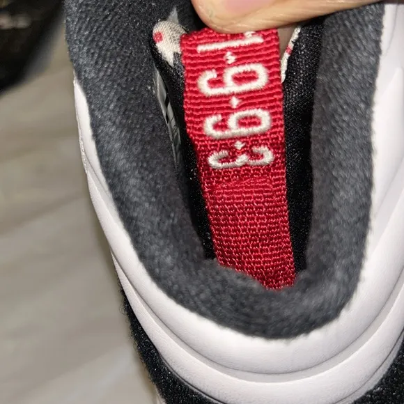Retro 8’s Air Jordan Bugs Bunny men 12’s sneakers