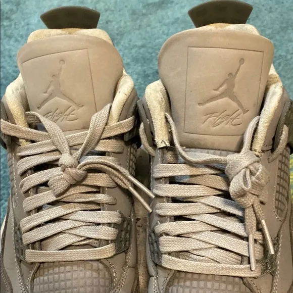 Retro Jordan 4 SE
