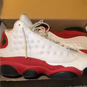 Retro Jordan Pre Worn size 7