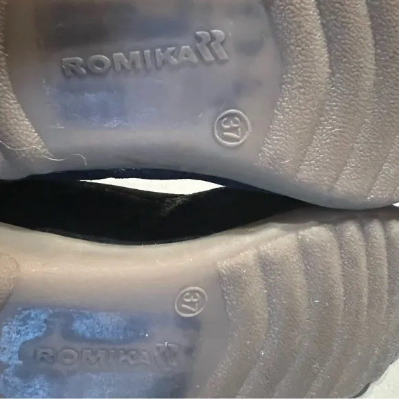 ROMIKA X JOSEPH SIEBEL Cassie Flats