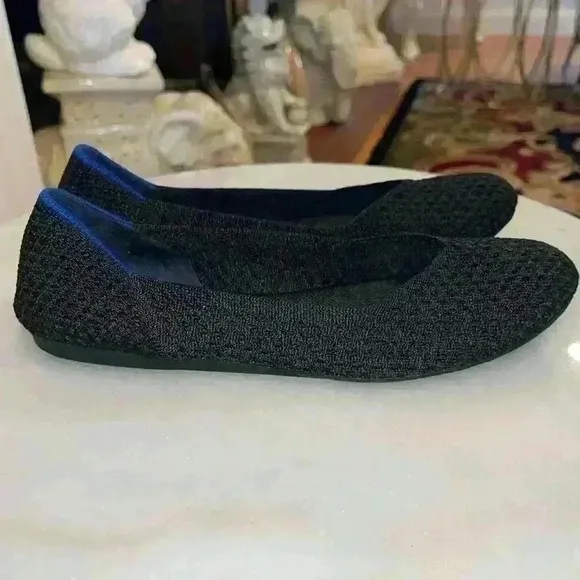 Rothy’s Flats Black Honeycomb Round Toe - Retired sz 8