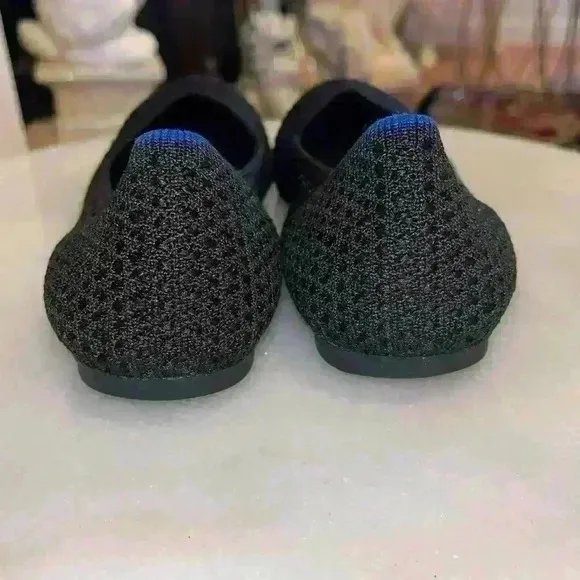 Rothy’s Flats Black Honeycomb Round Toe - Retired sz 8