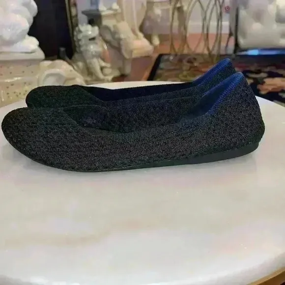 Rothy’s Flats Black Honeycomb Round Toe - Retired sz 8