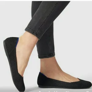 Rothy’s flats size w6 💕💕