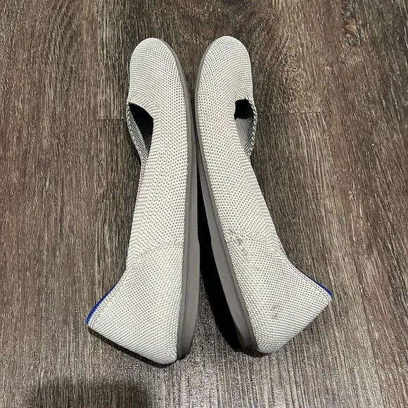Rothys Gray Round Toe Knit Flats Size 5