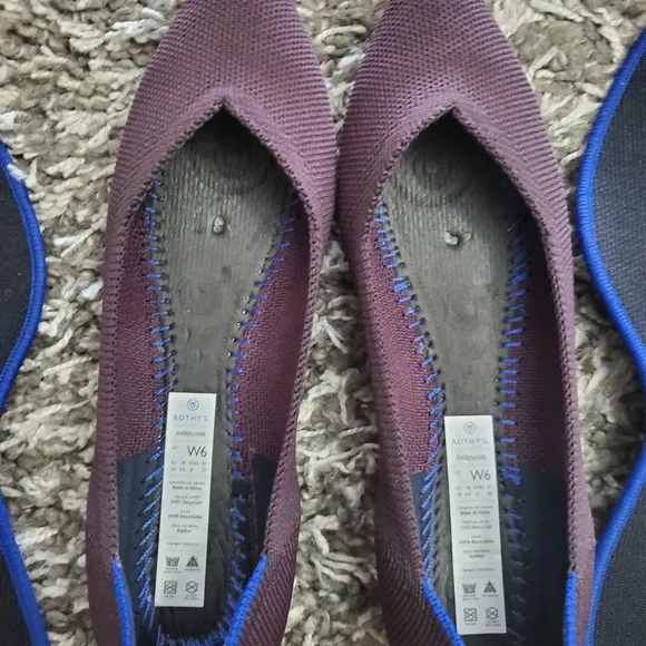 Rothy's Pointed Toe Port Purple Flats Sz 6