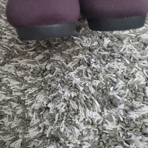 Rothy's Pointed Toe Port Purple Flats Sz 6