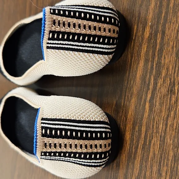 Rothy's The Square Tuxedo Elegant Black and Cream Flats Size 6.5