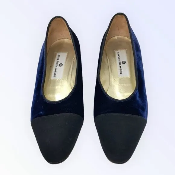 Saks Fifth Ave Blue Velvet &amp; Black Almond Toe Kitten Evening Heels Size 8B