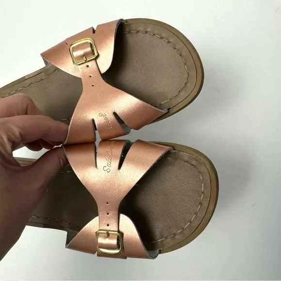 Salt Water Hoy Sandals Rose Gold Slide Sandals Women’s Size 8 Leather