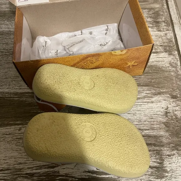 Salt Water Sun Sandals Surfer Tan Size 6
